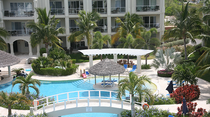 atrium-resort-626X382.jpg